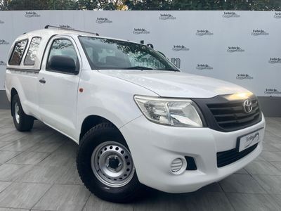 2015 Toyota Hilux 2.5 D- 4D Single-Cab (Diesel, Manual) Est R4299 p/