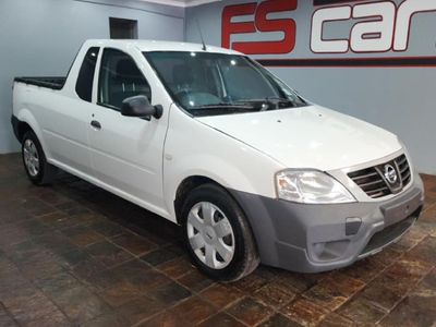 2021 Nissan NP200 1.6 A/C Safety Pack