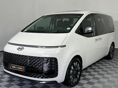 2022 Hyundai Staria 2.2d Luxury Auto