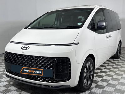 2022 Hyundai Staria 2.2d Luxury Auto