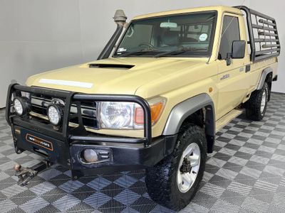 2016 Toyota Land Cruiser 79 4.5 D Single-Cab