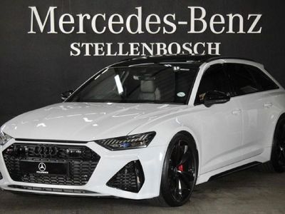 2025 Audi RS6 Avant Performance Auto