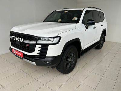 2025 Toyota Land Cruiser 300 V6 3.3 D GR-S