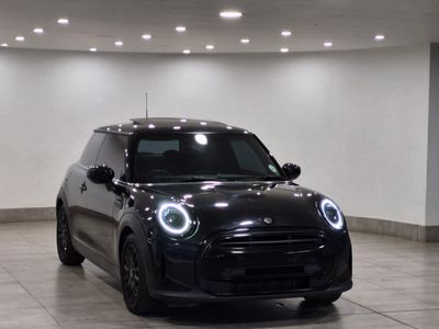 2023 MINI Hatch Cooper Auto