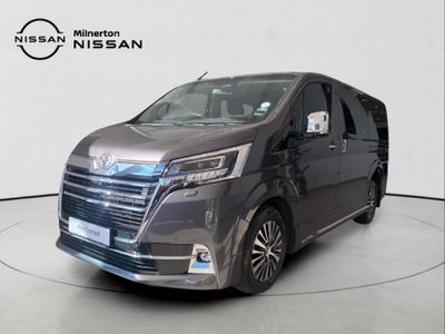 2025 Toyota Quantum 2.8 VX 6-seat