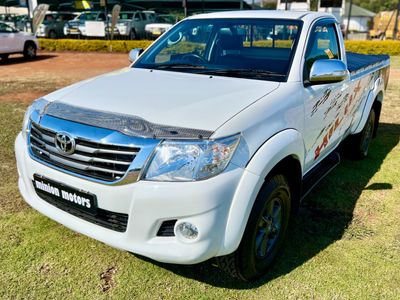 2015 Toyota Hilux 2.7 VVTi Legend 45 Raised Body Single-Cab
