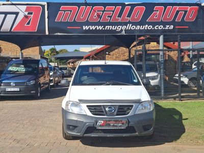 2022 Nissan NP200 1.6 A/C Safety Pack