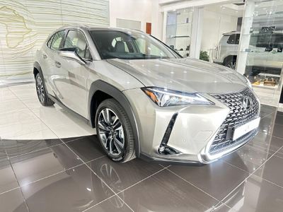 2026 Lexus UX 300h EX