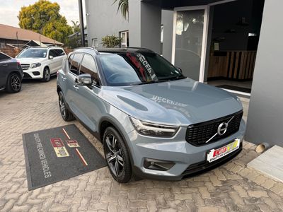 2021 Volvo XC40 T3 R-Design Auto