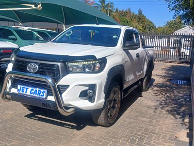 2017 Toyota Hilux 2.4 GD-6 Raised Body SRX Extended Cab