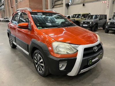 2015 Toyota Etios Cross 1.5 XS 5-dr