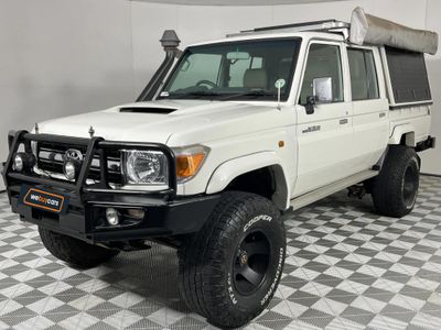 2013 Toyota Land Cruiser 79 4.5 D Double-Cab