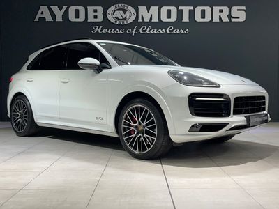 2020 Porsche Cayenne GTS