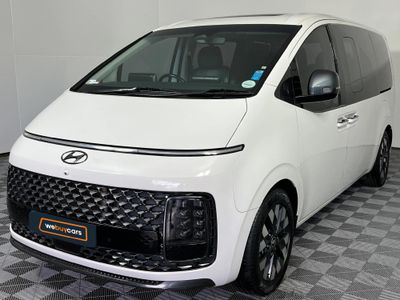 2022 Hyundai Staria 2.2d Luxury Auto