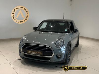 2016 MINI Hatch Cooper Auto