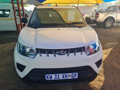 2022 Mahindra KUV 100 One owner full service history