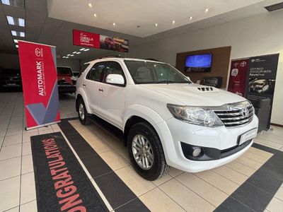 2011 Toyota Fortuner 2.5 D-4D Raised Body