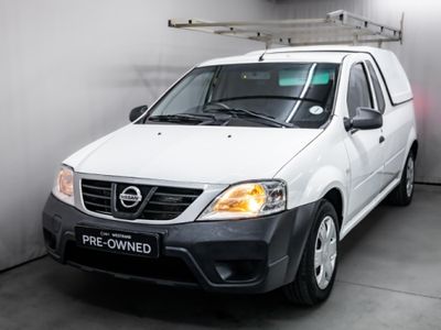 2022 Nissan NP200 1.6 A/C Safety Pack