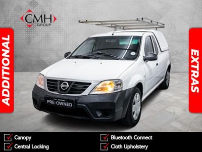 2022 Nissan NP200 1.6 A/C Safety Pack
