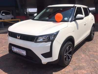 2024 Mahindra XUV 300 1.2T SE | W4