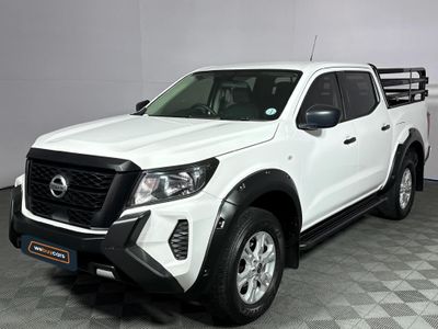 2022 Nissan Navara 2.5 DDTi SE Plus Double-Cab