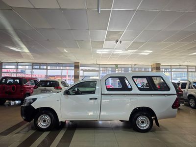 2023 Toyota Hilux 2.0 VVTi S AIRCON Single-Cab (Petrol, Manual)