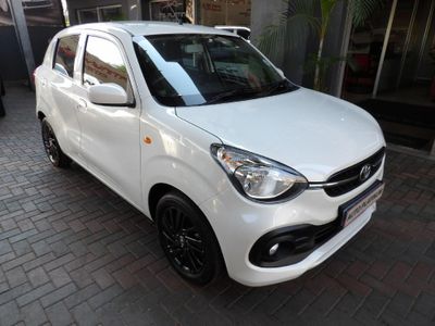 2025 Toyota Vitz 1.0 XR AMT