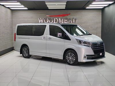 2022 Toyota Quantum 2.8 VX 6-seat