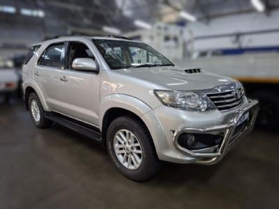 2012 Toyota Fortuner 2.5 D-4D Raised Body