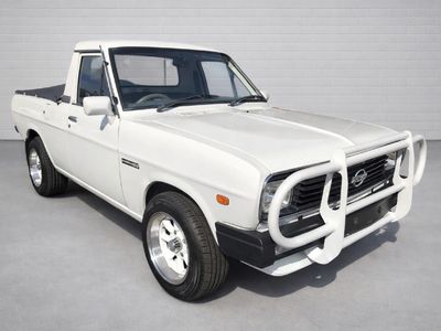 2003 Nissan 1400 5-spd