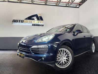 2012 Porsche Cayenne S Auto