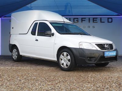 2022 Nissan NP200 1.6 A/C Safety Pack
