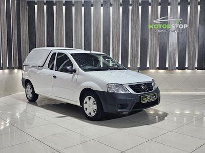 2022 Nissan NP200 1.6 A/C Safety Pack