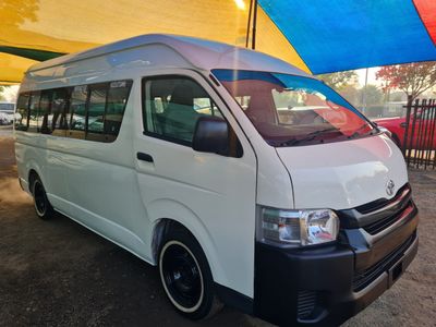 2019 Toyota Quantum 16 seater