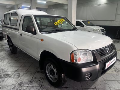 2013 Nissan NP300 2.0i SE LWB Single-Cab