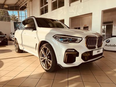 2020 BMW X5 M50i