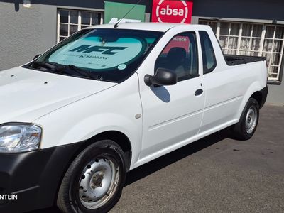 2018 Nissan NP200 1.6 A/C Safety Pack