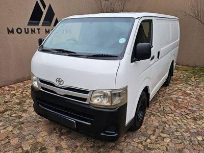 2011 Toyota Quantum 2.7 Panel Van