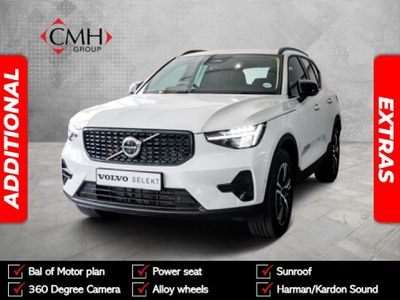 2025 Volvo XC40 B4 Plus Dark Geartronic Mild-Hybrid