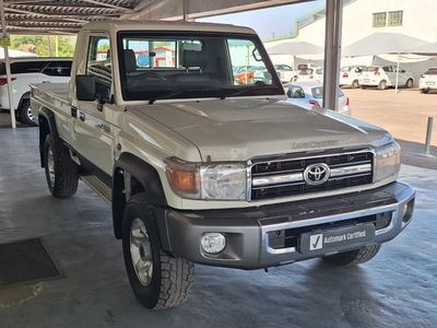 2014 Toyota Land Cruiser 79 4.2 D Single-Cab