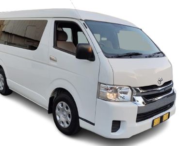 2017 Toyota Quantum 2.7 10-seat