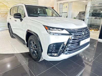 2026 Lexus LX 700h Overtrail