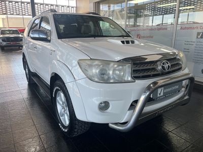 2011 Toyota Fortuner 3.0 D-4D Raised Body