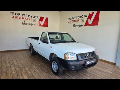 2016 Nissan NP300 2.0i LWB Single-Cab