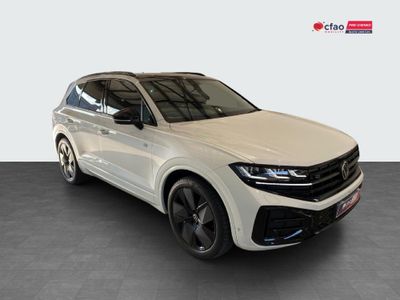 2025 Volkswagen Touareg V6 TDI R-Line