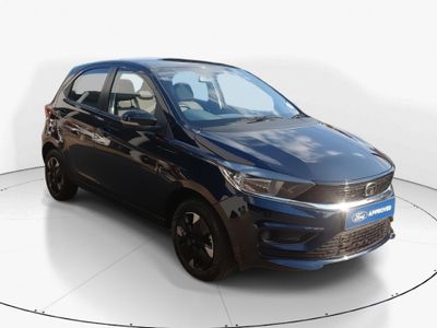 2025 TATA Tiago 1.2 XT