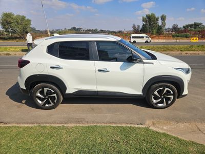 2025 Nissan Magnite Kuro 1.0T CVT Auto