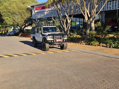 2026 Toyota Land Cruiser 79 4.5 D Double-Cab