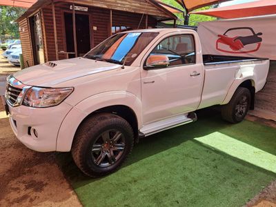 2014 Toyota Hilux 3.0 D-4D Raider Raised Body Single-Cab