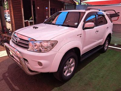 2011 Toyota Fortuner 3.0 D-4D Raised Body Auto